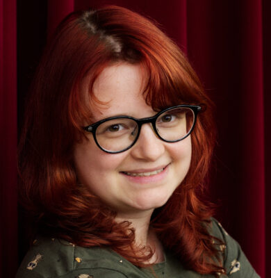 Portraitfoto von Ina Loferski